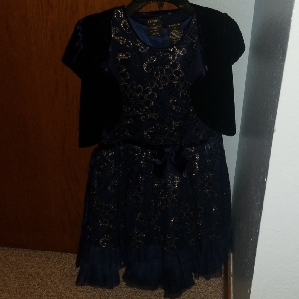 Dress - Picture 8 of 8